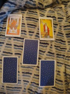 card 2 spread